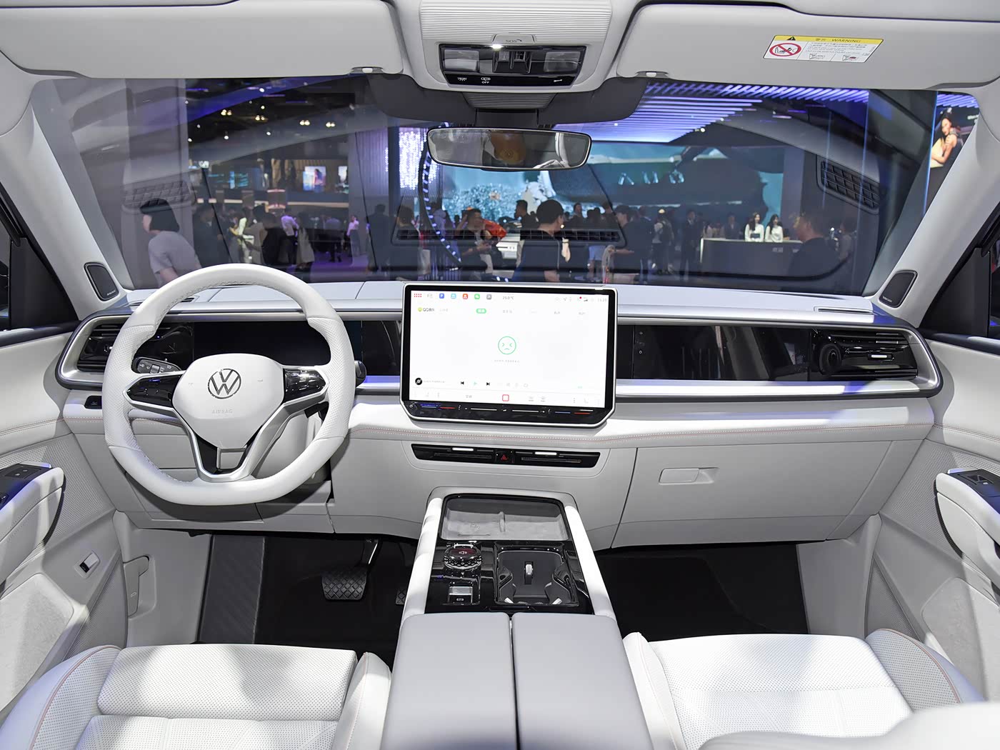 Volkswagen Teramont Pro - NEW 17 Volkswagen Teramont Pro - NEW